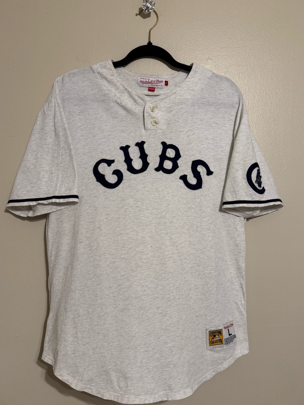Mitchell & Ness Chicago Cubs heather gray Henley Jersey Shirt